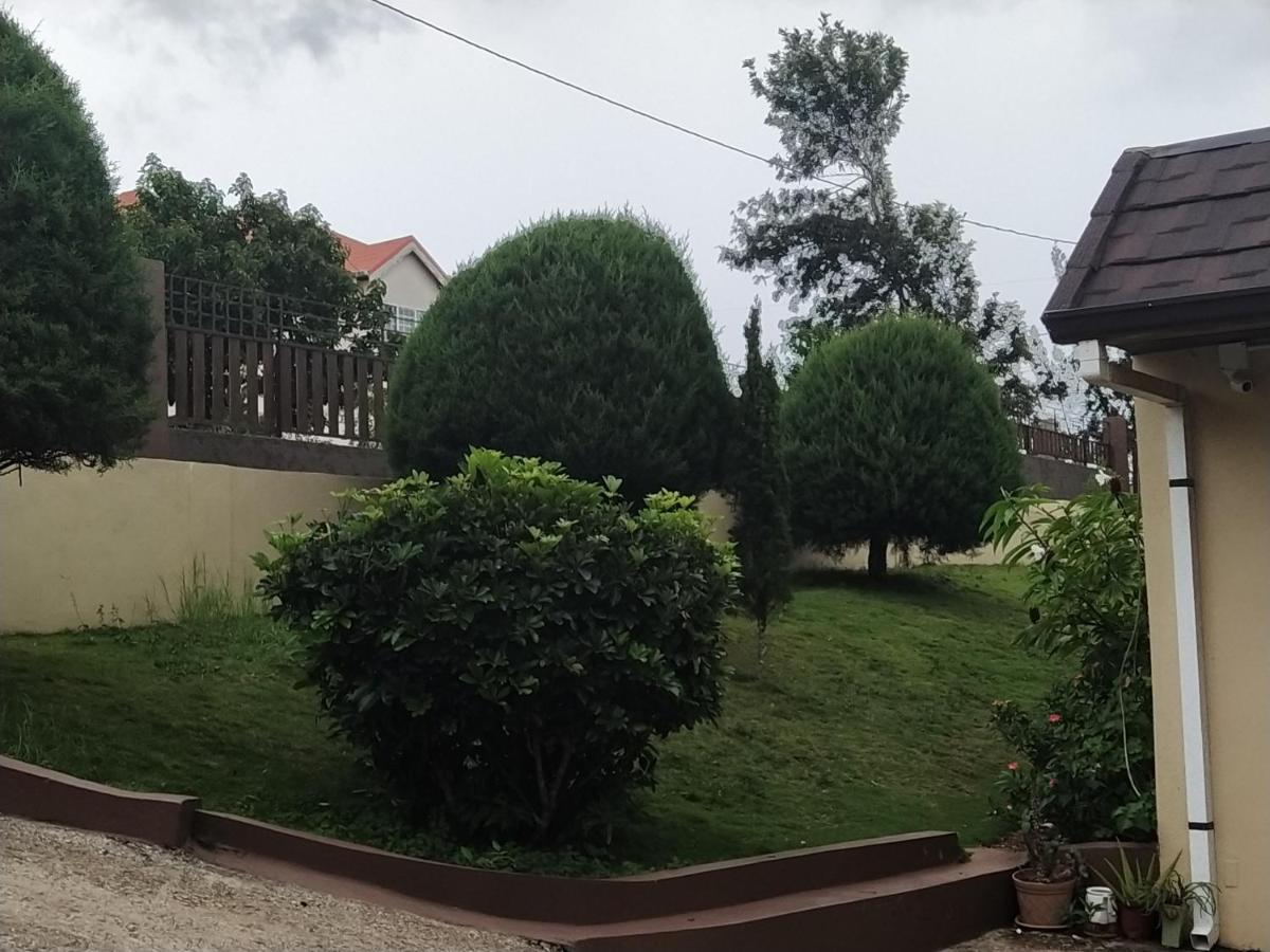 Gables Vacation Rentals With Private Gated Parking Onsite Knockpatrick Zewnętrze zdjęcie